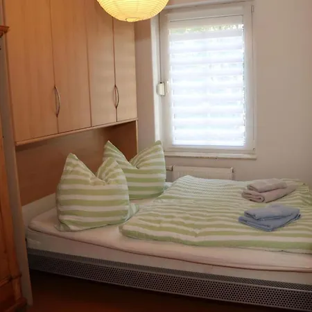2 Raum Mit Parkplatz Apartment