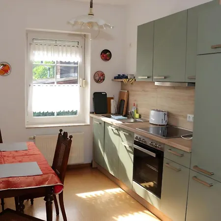 2 Raum Mit Parkplatz Apartment Weisswasser